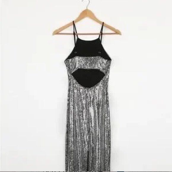 Lulu’s Gorgeous Silver Sequin Floor Length Prom Dress Formal Gown Size XL NWT - Picture 4 of 11
